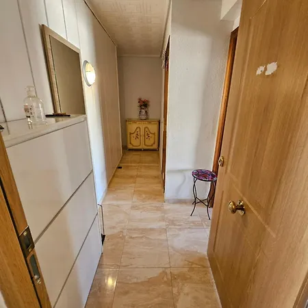 Calle Apolo Apartment *